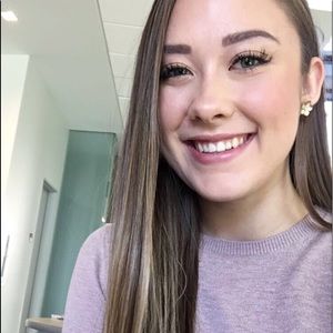 Meet your Posher, Alexandra